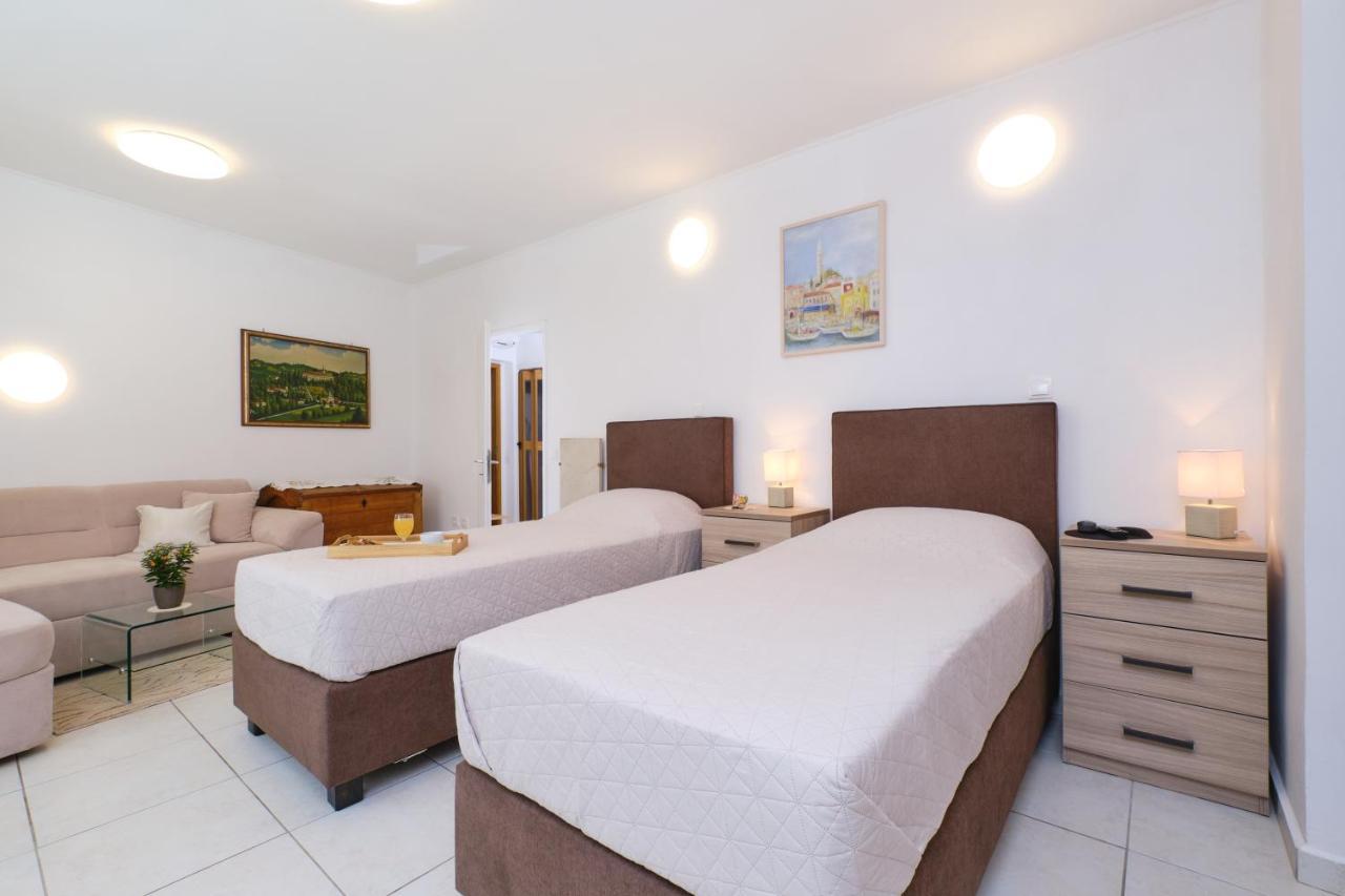 Apartments Antares Mali Lošinj Kültér fotó