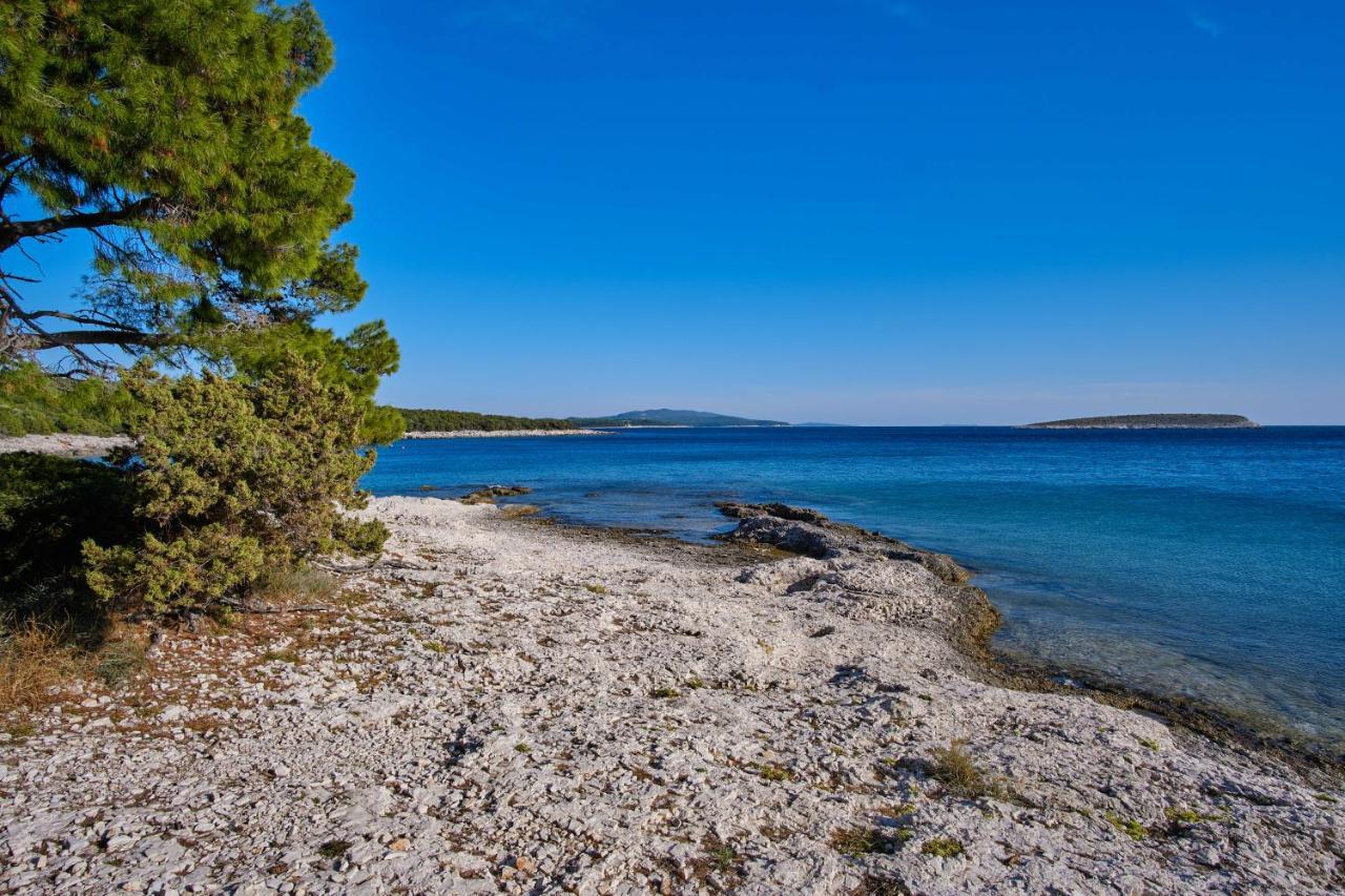 Apartments Antares Mali Lošinj Kültér fotó